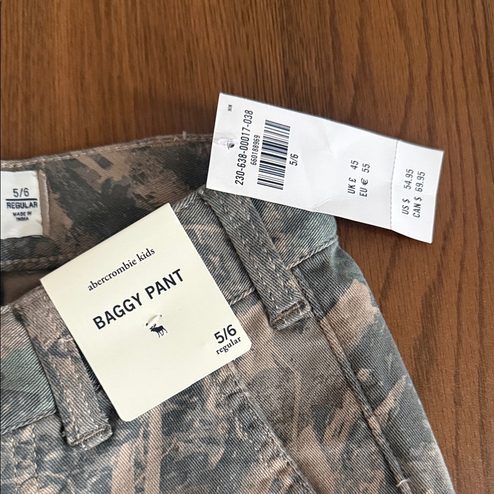 Abercrombie & Fitch Kids Camouflage Pants - Picture 2 of 5